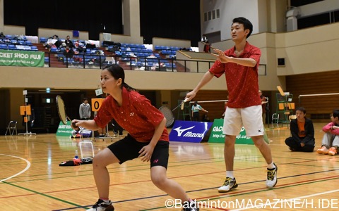 準優勝の中村洋貴（右）／吉田彩夏（日本ウェルネススポーツ専門学校）