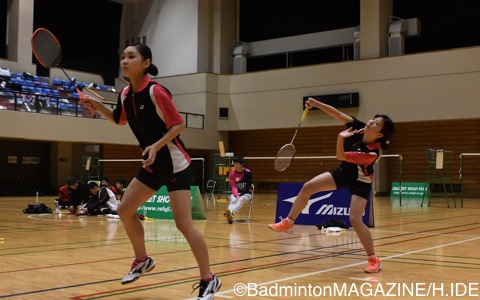 準優勝の北地茉悠花［右］／青木香代得（日本ウェルネススポーツ専門学校） 