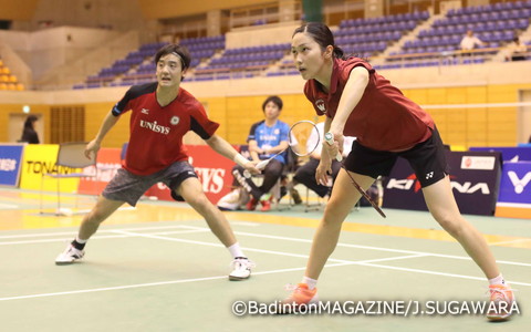 サウスポーペアの金子／中西（右）が決勝へ