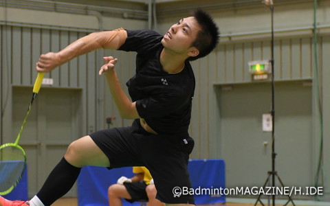 団体とシングルスの２種目で決勝まで勝ち上がった１年生の奈良岡功大（浪岡）