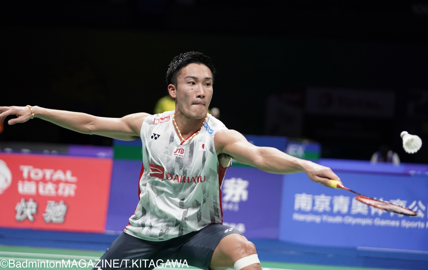 バドミントン日本代表 2018後期モデル　桃田 日本人男子史上初 桃田賢斗選手が世界ランキング1位獲得