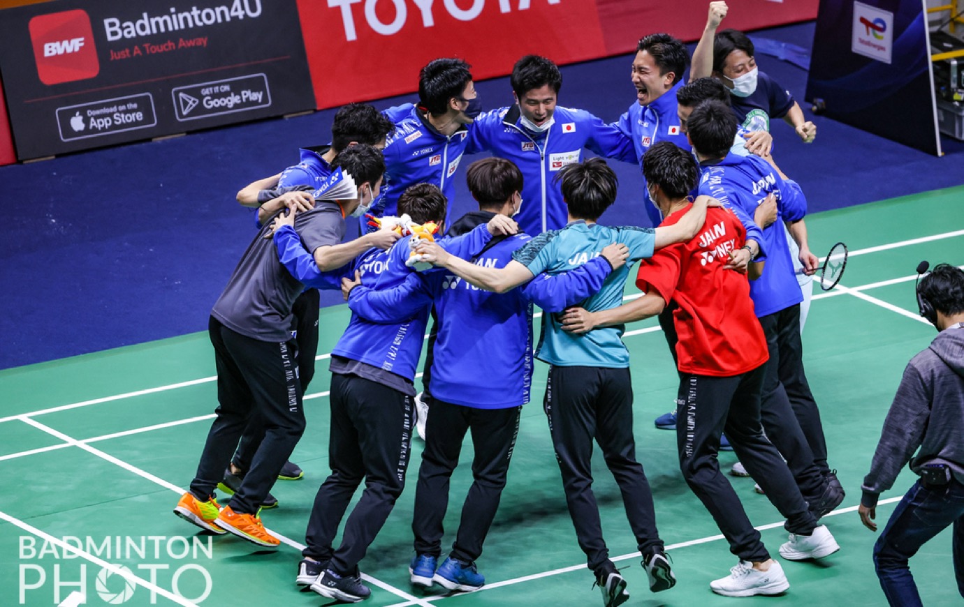 YONEX - ヨネックス 夏用ジャージ トマス杯 楽天市場】ヨネックス ジャージ サッカー トレーニングウェア