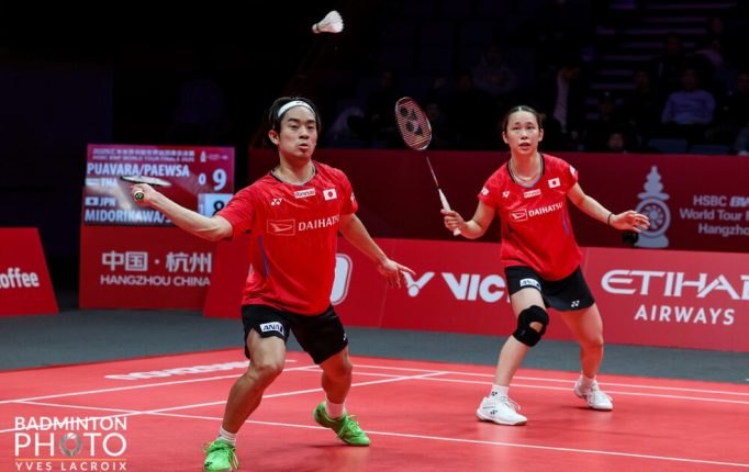 【ワールドツアーファイナルズ2025】緑川＆齋藤が優勝候補のタイペアを2−0で撃破！山口茜、福島&松本は日本人対決を制す！＜初日／第1戦結果＞