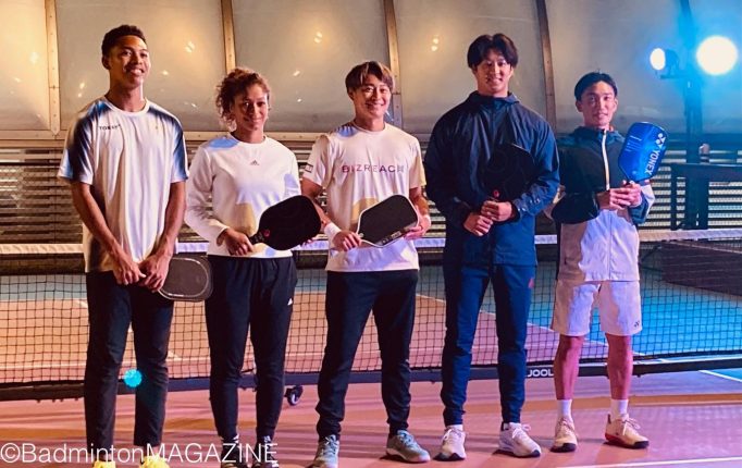 【イベントレポート】「すごく楽しいスポーツで、機会があれば、大会にも出てみたい」 桃田賢斗がピックルボールでバドミントン選手ならではの技を披露